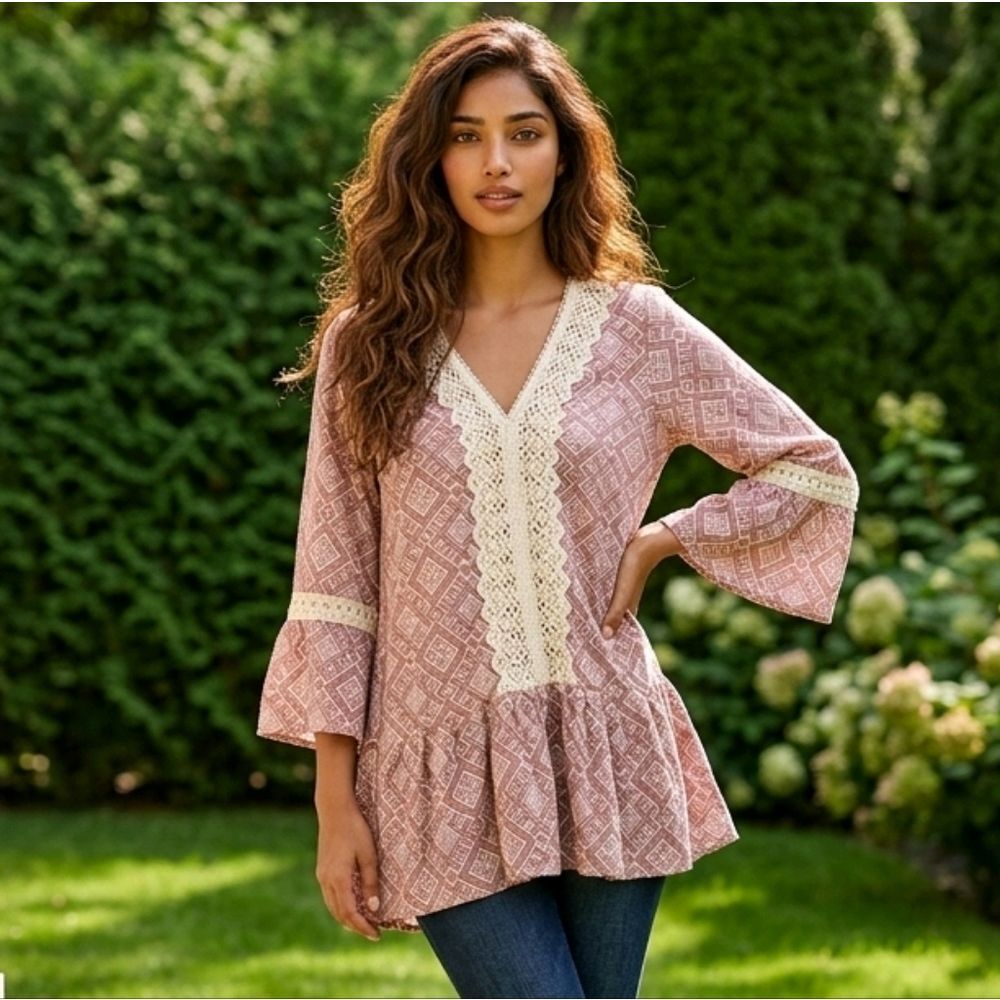 Entro Boho Tunic Top Crochet Lace Peplum Bell Sleeve Mauve Small Romantic Boho